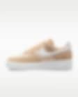 Low Resolution Air Force 1 '07 Low SE Women's Shoes