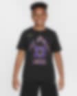Low Resolution LeBron James Los Angeles Lakers City Edition Nike NBA-T-shirt til større børn (drenge)