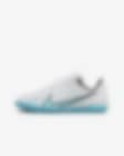 Low Resolution Nike Jr. Mercurial Vapor 15 Club IC Younger/Older Kids' Indoor/Court Football Shoes