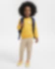 Low Resolution Conjunto de sudadera de cuello redondo de French Terry estampada infantil Nike Sportswear Create Your Own Adventure