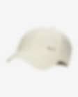 Low Resolution Εύκαμπτο καπέλο jockey με μεταλλικό σήμα Swoosh Nike Dri-FIT Club