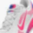 Low Resolution Sapatilhas de running para estrada personalizáveis Nike Vomero 18 By You para mulher