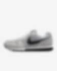 Low Resolution Nike MD Runner 2 Men's Shoes