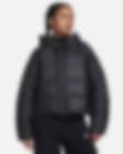 Low Resolution Nike Sportswear Swoosh Puffer PrimaLoft® extragroße Therma-FIT Jacke mit Kapuze für Damen