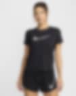 Low Resolution Dámské běžecké tričko Dri-FIT Nike One s potiskem a krátkým rukávem