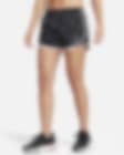 Low Resolution กางเกงวิ่งขาสั้นพิมพ์ลายมีซับใน Dri-FIT ผู้หญิง Nike Tempo Swoosh