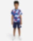 Low Resolution Nike Sportswear Younger Kids T-Shirt and Shorts Set