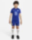 Low Resolution Chelsea FC 2021/22 Home Fußballtrikot-Set für jüngere Kinder