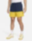 Low Resolution Shorts in tessuto a blocchi di colore Nike Club – Uomo