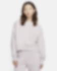 Low Resolution เสื้อวอร์มคอกลมผ้าเฟรนช์เทรีขนาดโอเวอร์-โอเวอร์ไซส์ผู้หญิง Nike Sportswear Phoenix Fleece