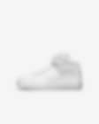 Low Resolution Nike Force 1 Mid LE Younger Kids' Shoe