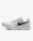 Low Resolution รองเท้าวิ่งโร้ดรันนิ่งผู้ชาย Nike Run Swift 3