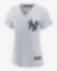 Low Resolution MLB New York Yankees (Derek Jeter) Women's Replica Baseball Jersey