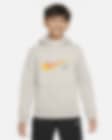 Low Resolution Dzianinowa bluza z kapturem i grafiką dla dużych dzieci (chłopców) Nike Sportswear