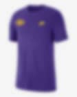 Low Resolution Los Angeles Lakers Essential Club Men's Nike NBA T-Shirt