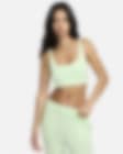 Low Resolution Slimmat linne i kort modell Nike Sportswear Chill Terry i sweatshirttyg för kvinnor