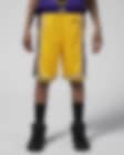 Low Resolution Los Angeles Lakers 2023/24 Icon Edition Nike NBA Swingman Shorts für ältere Kinder (Jungen)