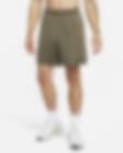 Low Resolution Shorts versátiles sin forro Dri-FIT de 18 cm para hombre Nike Totality