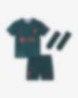 Low Resolution Strój piłkarski dla niemowląt i maluchów Nike Dri-FIT Liverpool F.C. 2022/23 (wersja trzecia)