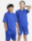 Low Resolution Koszulka treningowa dla dużych dzieci (chłopców) Nike Dri-FIT Multi