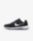 Low Resolution Nike Revolution 6 FlyEase Big Kids' Easy On/Off Road Running Shoes