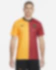 Low Resolution Galatasaray 2022/23 Home Nike Dri-FIT Kurzarm-Fußballoberteil für Herren