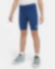 Low Resolution Nike 18 cm-es kerékpáros rövidnadrág nagyobb gyerekeknek (lányoknak)