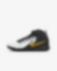 Low Resolution Nike Jr. Phantom Luna 2 Club Younger/Older Kids' TF High-Top Football Shoes