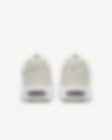 Calzado Nike Air Max Command para mujer. Nike MX