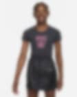Low Resolution Playera con gráfico para niñas talla grande Nike Sportswear