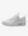 Low Resolution Chaussure Nike Air Max 90 Futura pour Femme