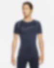Low Resolution Nike Pro Dri-FIT Men's Tight Fit Short-Sleeve Top
