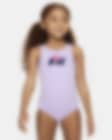 Low Resolution Traje de baño de una pieza con diseño de espalda en U para niñas talla pequeña Nike Swim