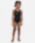 Low Resolution Traje de baño de una sola pieza con espalda deportiva para niña talla pequeña Nike Swim Essential