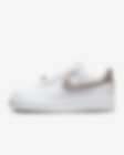Low Resolution Nike Air Force 1 LX United Damenschuh