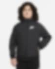 Low Resolution Løstsiddende, hoftelang Nike Sportswear Windrunner-jakke (udvidet størrelse) med hætte til større børn (drenge)