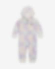 Low Resolution Nike Hooded Printed Coverall Coverall für Babys (3–6 M)