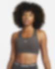 Low Resolution Sport-BH Nike Swoosh med mediumstöd och ett inlägg för kvinnor
