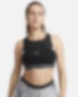 Low Resolution Nike Swoosh On The Run Sujetador deportivo de sujeción media con forro ligero y bolsillo - Mujer