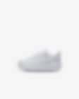Low Resolution Nike Force 1 Crib cipő babáknak