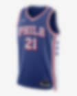 Low Resolution Joel Embiid Philadelphia 76ers 2023/24 Icon Edition Nike Dri-FIT NBA Swingman-trøje til mænd