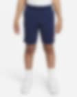 Low Resolution Spodenki z powtarzającym się logo dla dużych dzieci (chłopców) Nike Sportswear