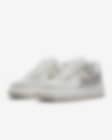 Chaussures Nike Air Force 1 Luxe pour Homme. Nike CA