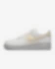 Low Resolution Nike Air Force 1 '07 ESS Women's Shoes