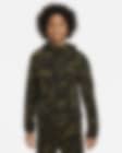 Low Resolution Bluza z kapturem i zamkiem na całej długości ze wzorem moro dla dużych dzieci (chłopców) Nike Tech Fleece