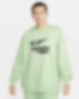Low Resolution Γυναικείο φλις φούτερ σε φαρδιά γραμμή με λαιμόκοψη crew Nike Sportswear