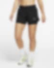 Low Resolution Nike 10K-2-i-1-løbeshorts til kvinder