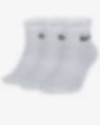 Low Resolution Nike Everyday Lightweight Training Ankle Socks (3 Pairs)