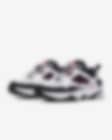 Calzado para hombre Nike M2K Tekno. Nike MX