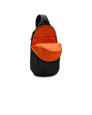 Nike Sportswear Commute